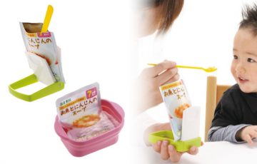 外出時の離乳食の困りごとを解決 おでかけランチくん レトルト温めお食事セットとレトルトパウチ用スプーン べびちぇる By リッチェル