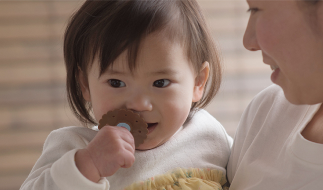 歯の専門家に聞きました 赤ちゃんにイヤイヤされない歯みがき習慣づけのコツとは べびちぇる By リッチェル