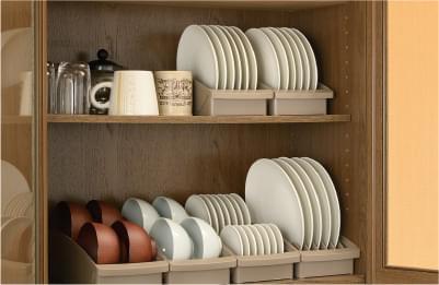 A brown line-up that matches the wooden cupboard is also available. (Totono shelf only)
