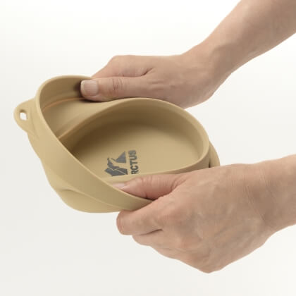 "Marktus Portable Dish" is foldable and compact