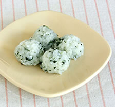 Whitebait and Japanese mustard spinach rice ball