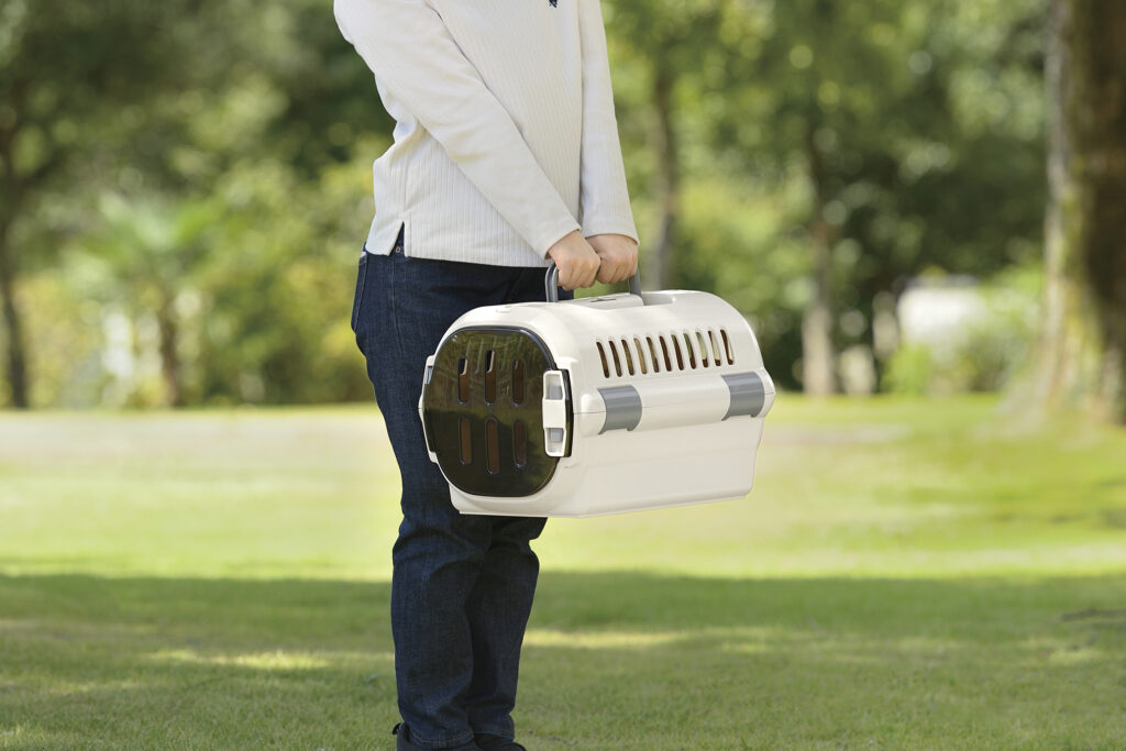 キャンピングキャリーファイン ダブルドア M アイボリー 超小型犬 小型犬 キャリーバッグ 犬 キャリーケース 猫 ペットキャリー リッチェル キャンピングキャリー ファイン ダブルドア Ｍ アイボリー