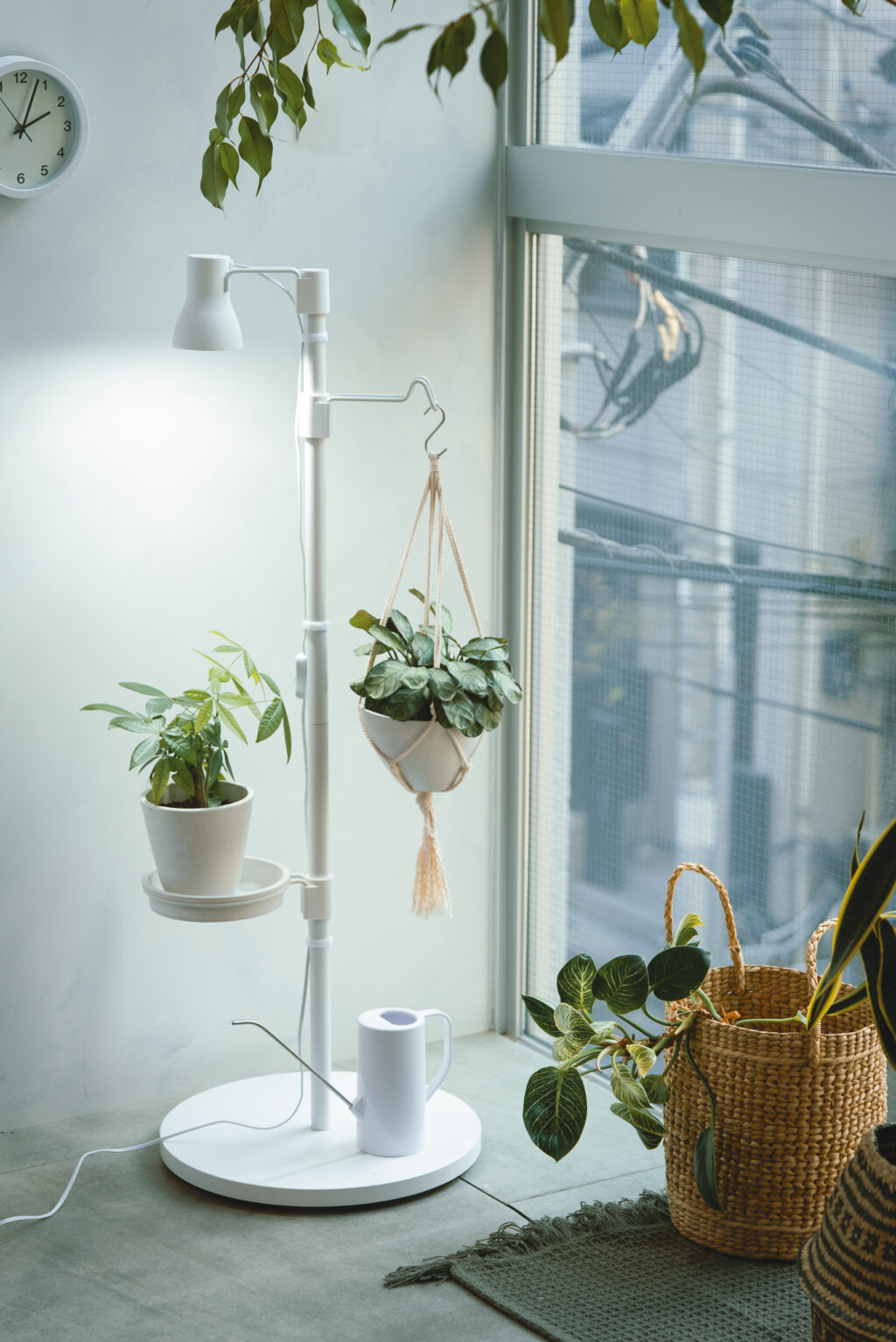 リッチェル ボタニー ハンギングスタンド〔スタンドのみ〕 ホワイト〔代引不可〕 吊鉢を美しく飾る「ボタニーハンギングポール・スタンド